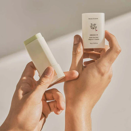 Beauty of Joseon - Matte Sun Stick Mugwort + Camelia SPF 50+ PA++++